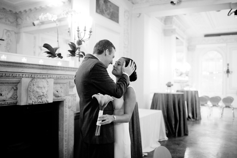 Boston wedding at the Goethe-Institut - First Look