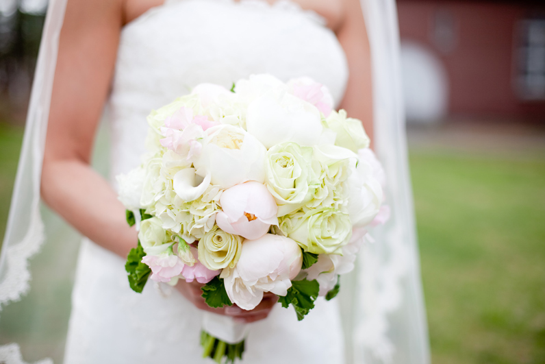 boston bridal bouquet photography