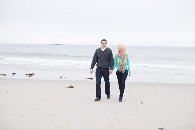 beach engagement session in cohasset