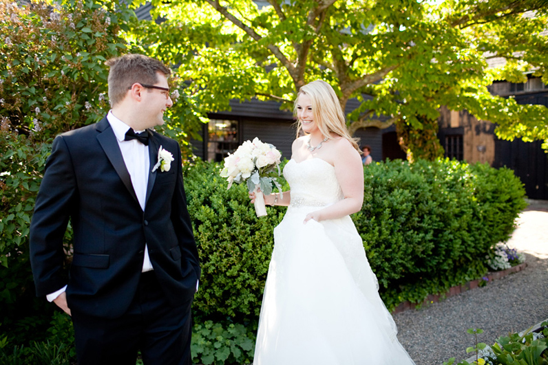 first look at house of seven gables wedding