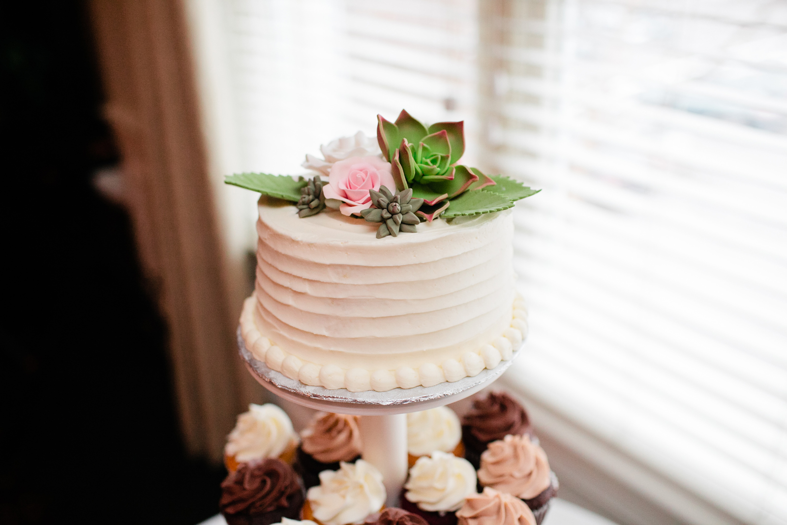confectionately yours wedding cake - quincy ma